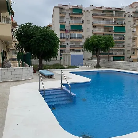 Andaluz - Algarrobo 公寓 *